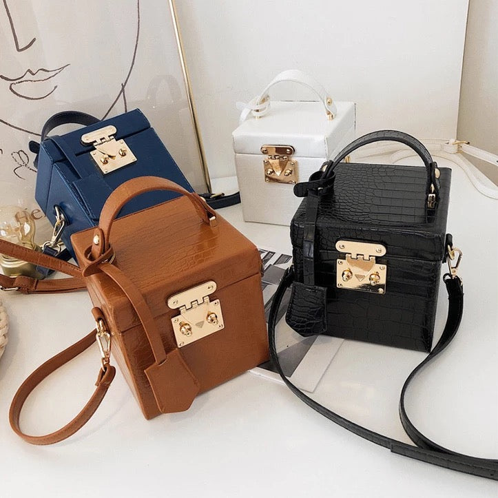 The Chic L7 bag